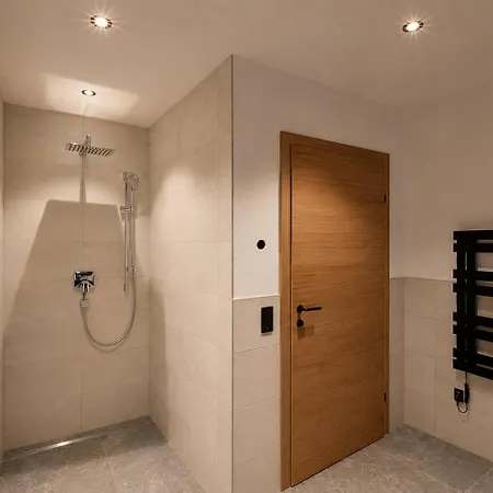 Zillerella - Altholz Design 度假居 *